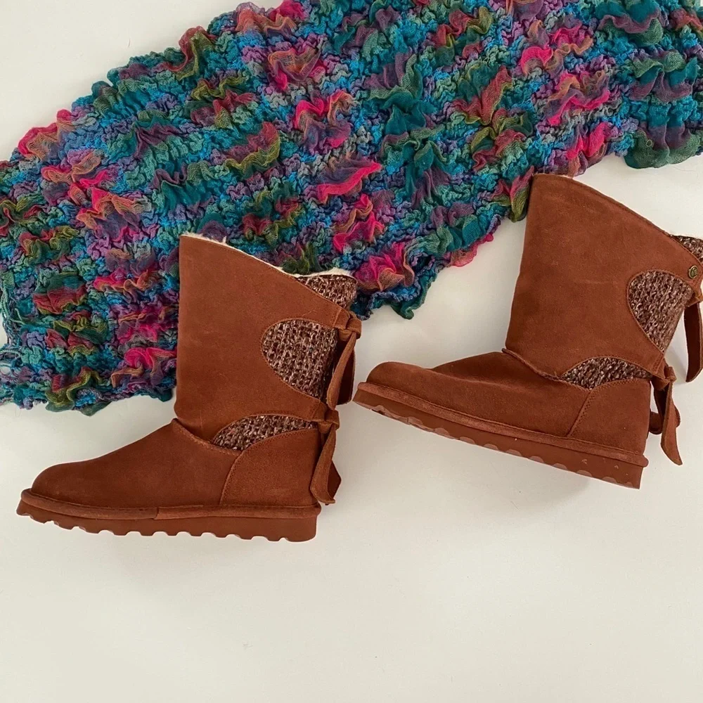BearPaw Willow suede & tie detail boots, Sz. 7